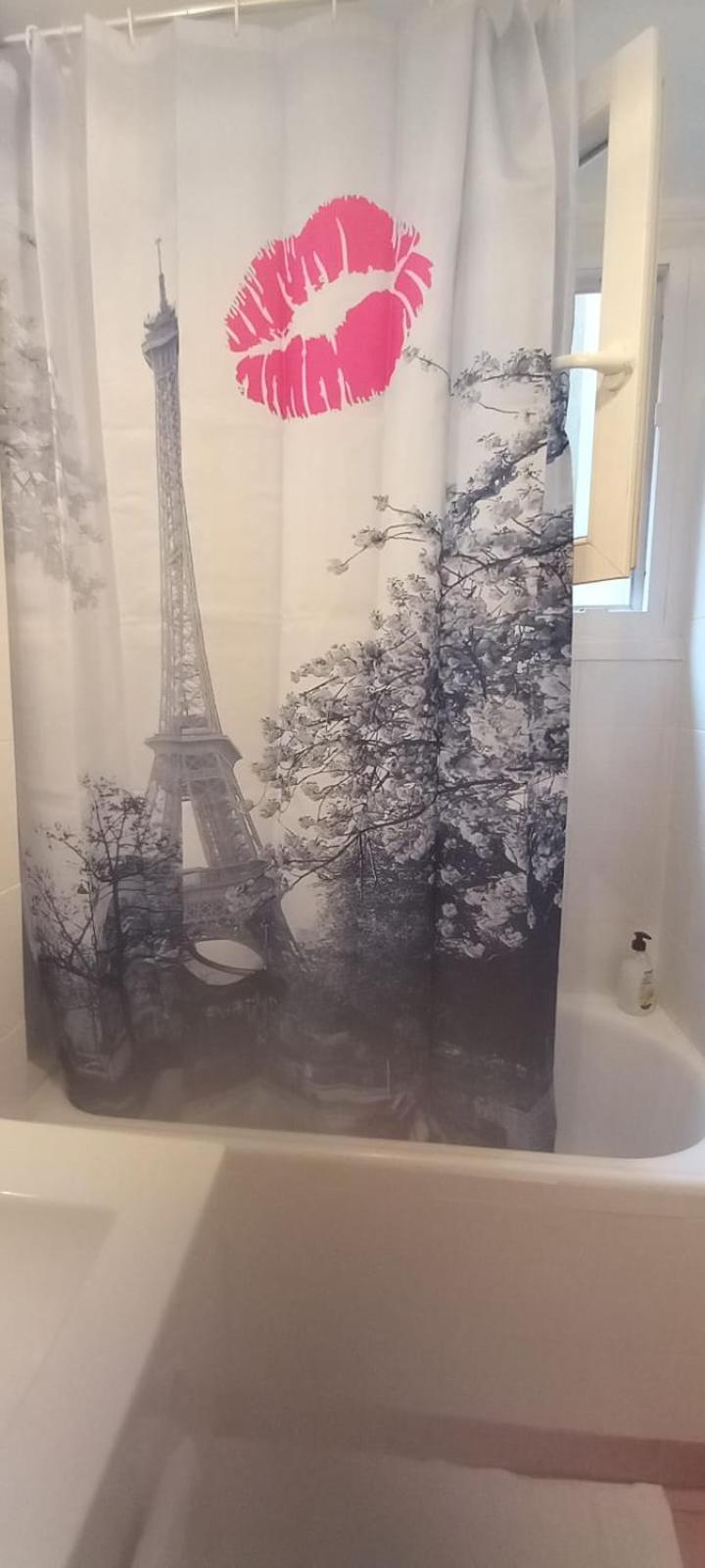 1 Chambre Arena - La Chapelle Paris Exteriör bild